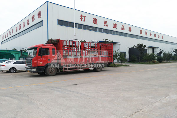 2000噸液壓機裝車發(fā)貨