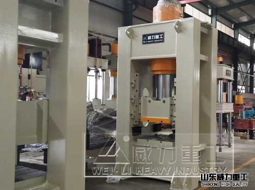 框架式液壓機(jī)